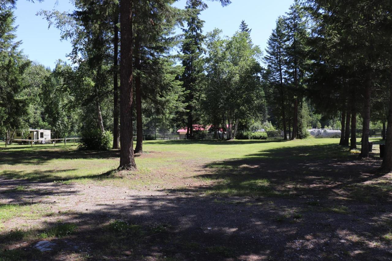 Clearwater Rv Park Hotel Exterior photo